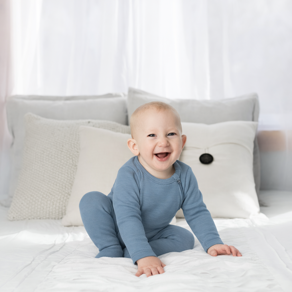 Salopetă (romper) din lână merinos 100% organică, cu fermoar lateral