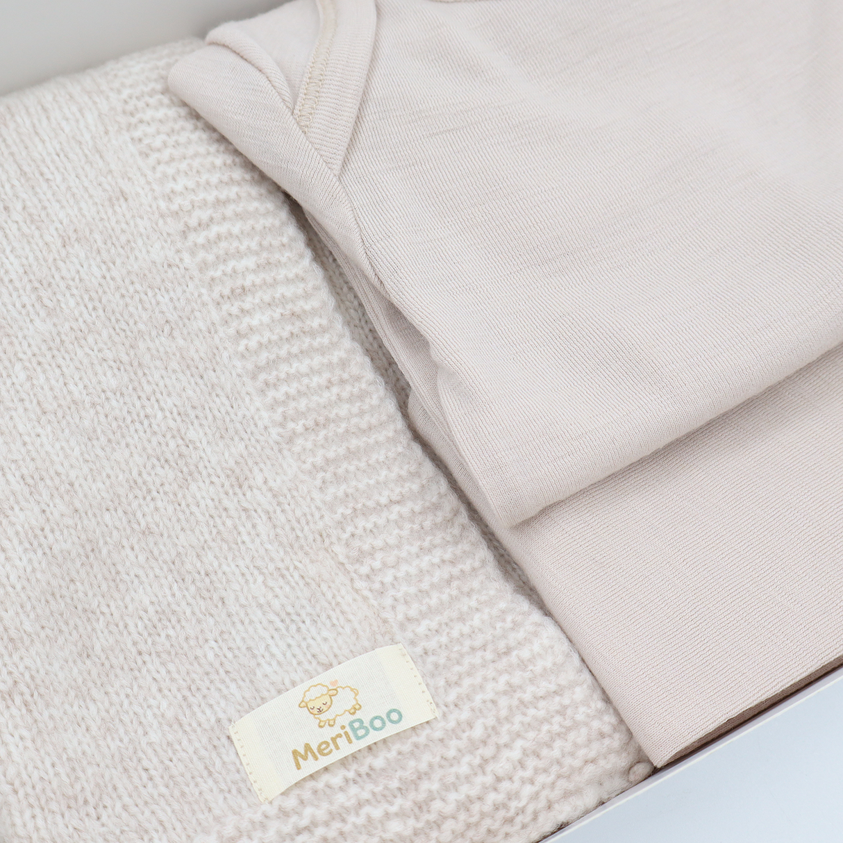 MeriBoo – set de confort certificat din merinos „Mini Cozy”