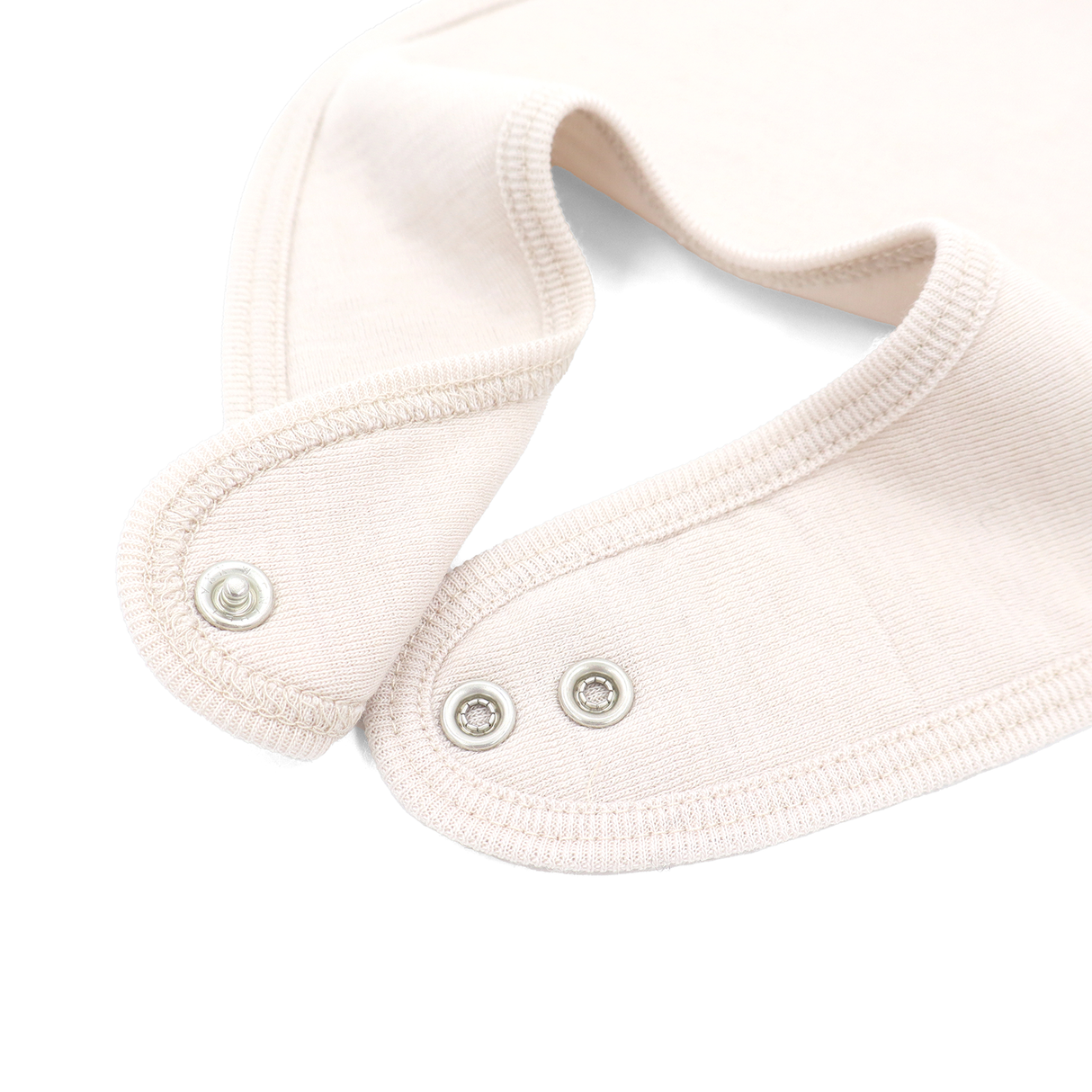 Комплект за изписване от сертифицирано финно мерино "Newborn Essentials Plus"