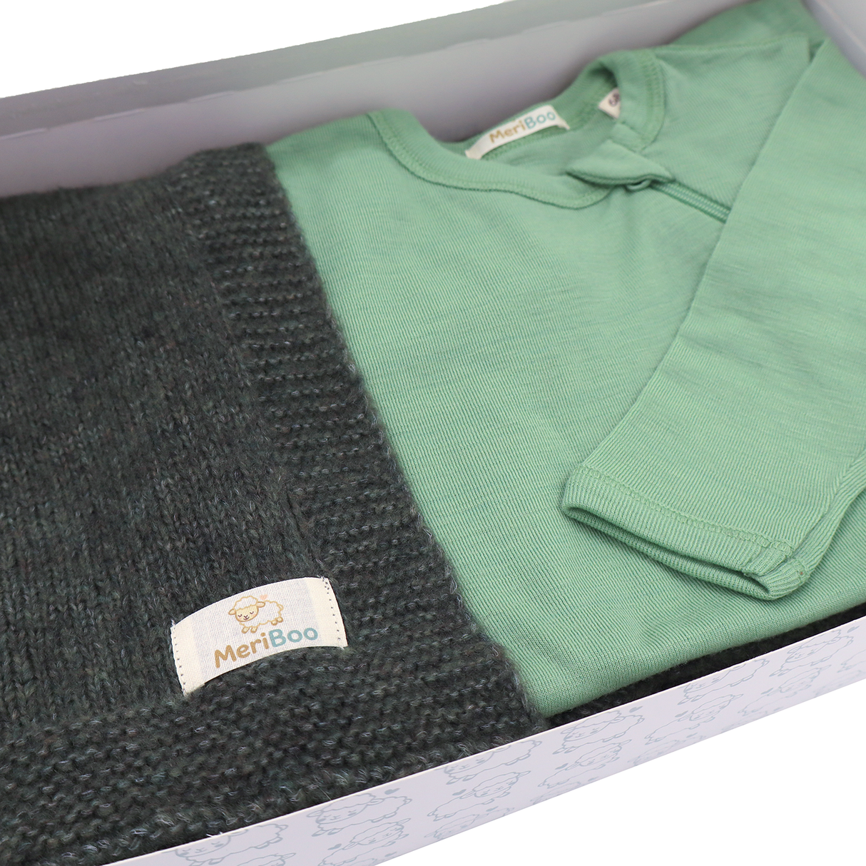 MeriBoo set - romper + blanket made of certified merino "Sweet Dreams"